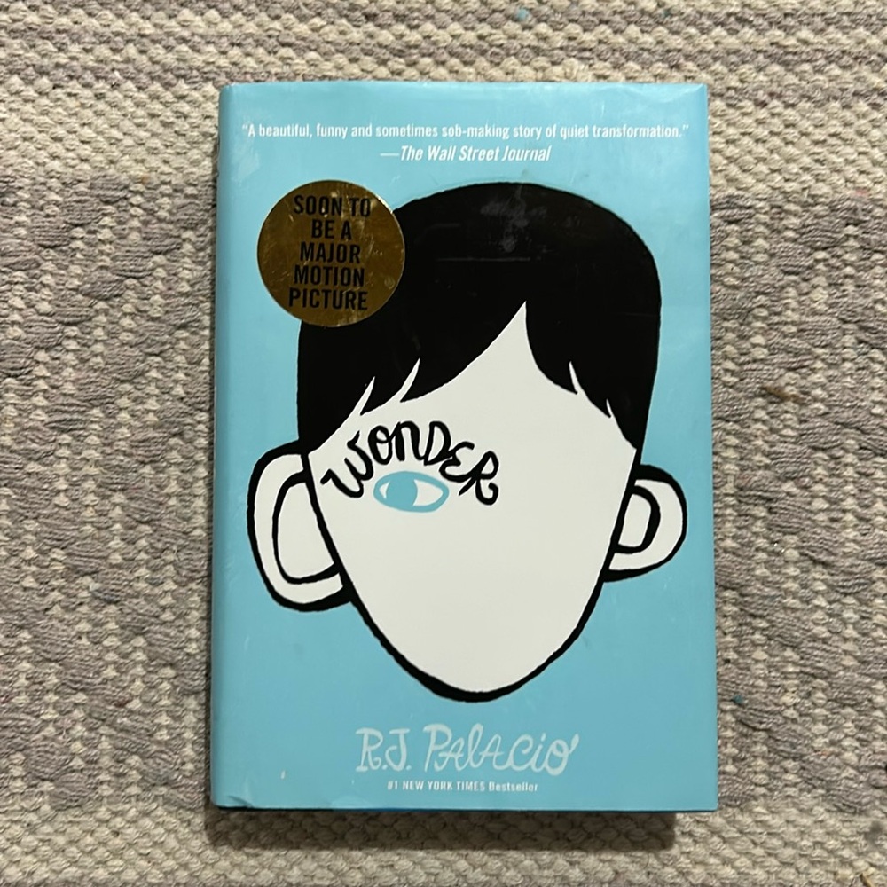 Wonder Novel by RJ Palacio